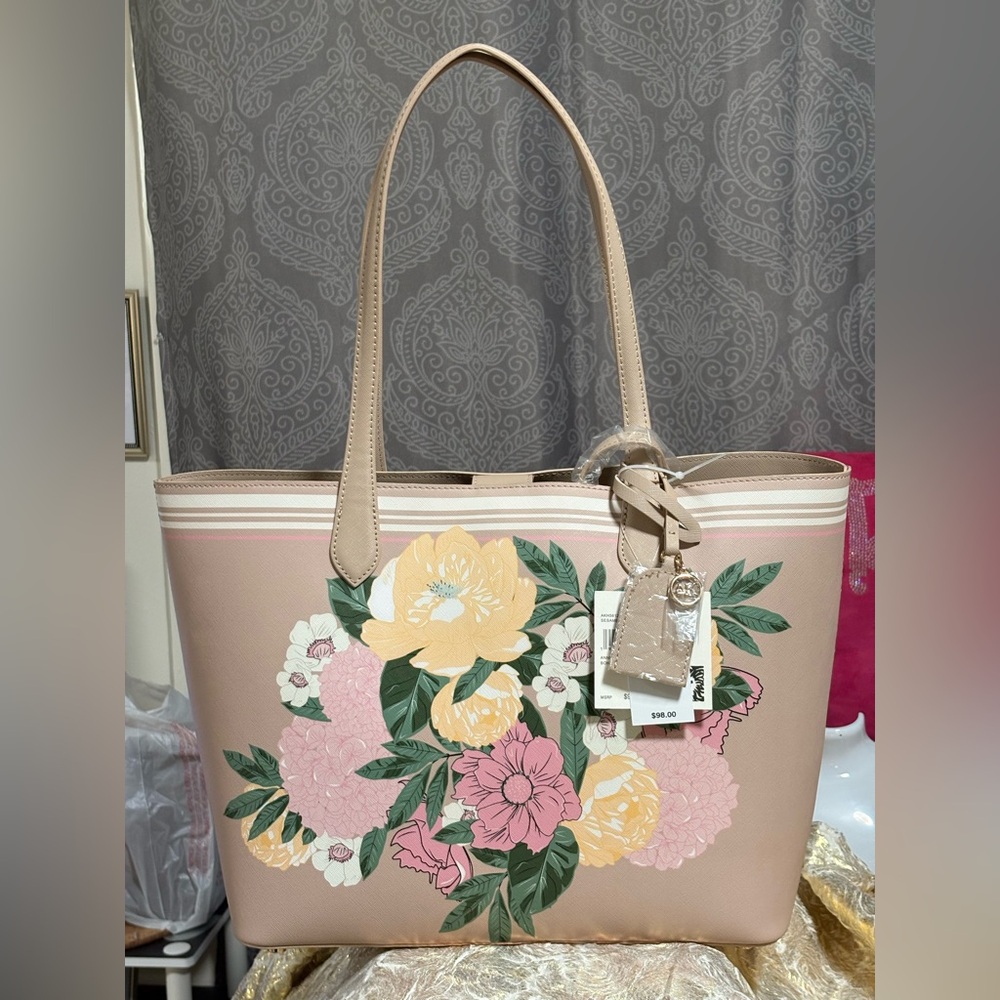 Anne Klein Bonded Large Tote with Pouch - Picture 11 of 17